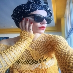 Gulsen sur yala.fm